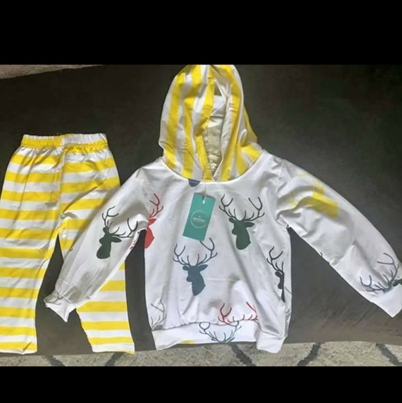 NWT| Unisex Deer Hoodie/Pant Set NB - Picture 2 of 3